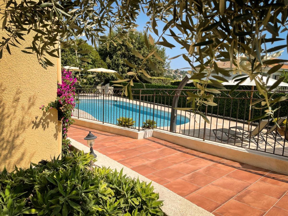 Hotel Marc-Hely La Colle-sur-Loup Exterior foto