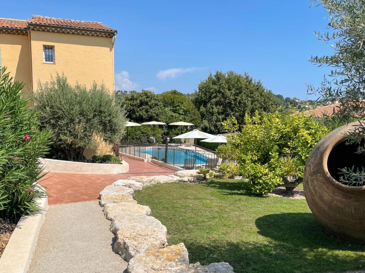 Hotel Marc-Hely La Colle-sur-Loup Exterior foto